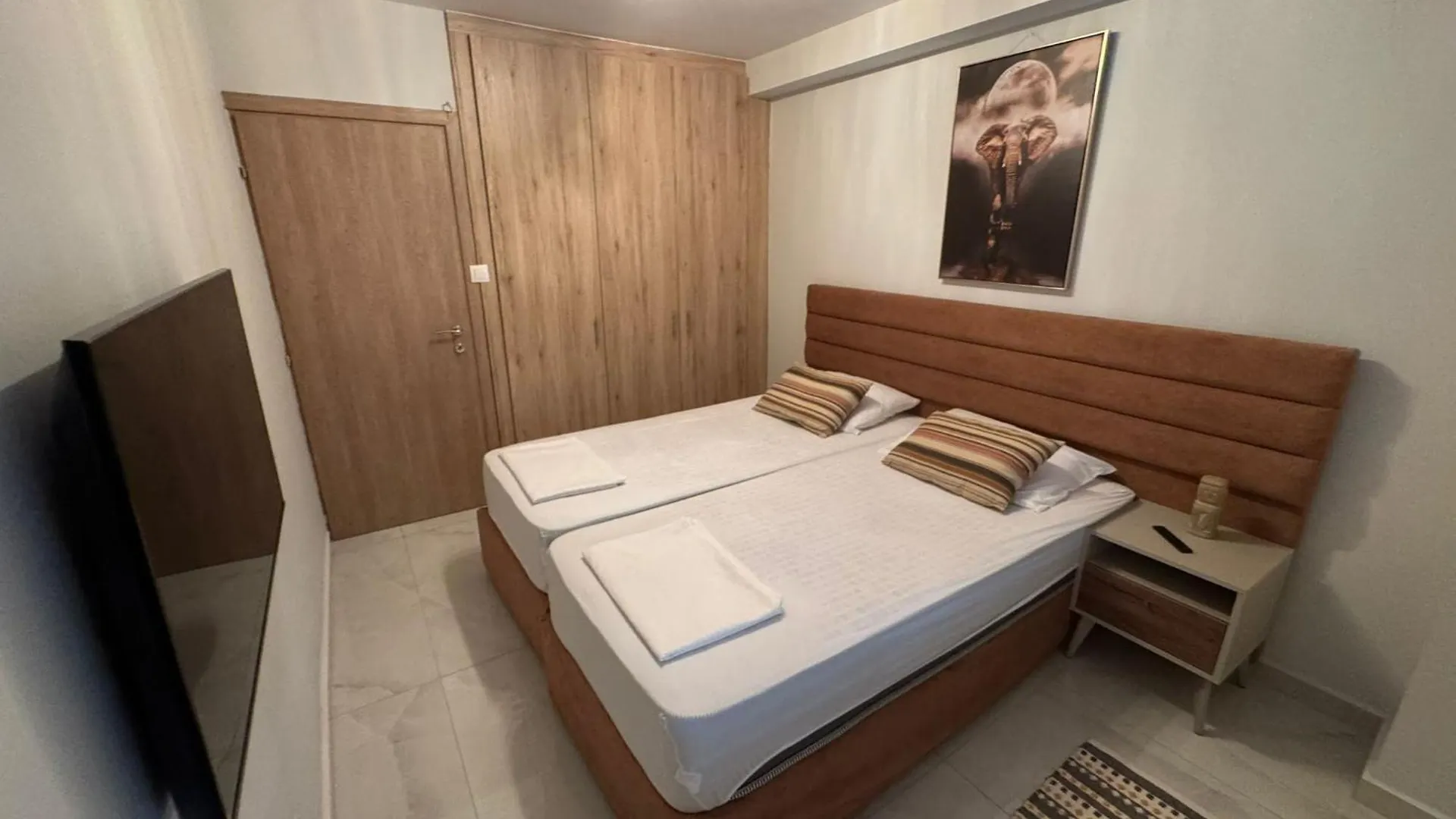 Lägenhet Luxary Stay Thessaloniki-400M From The Coast